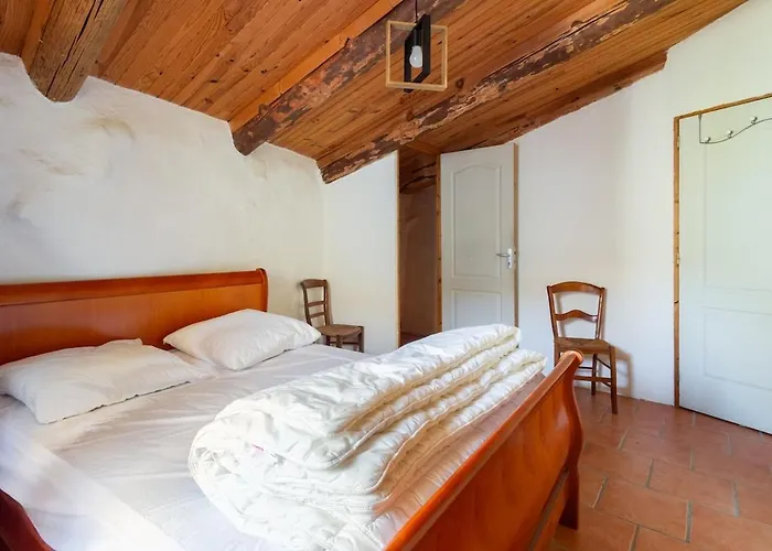 Charmante Maison Au Bord De La Riviere