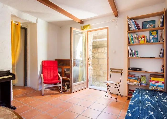 Charmante Maison Au Bord De La Riviere